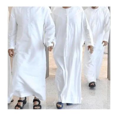 China SLUB Style 45*45 133*72 Woven Plain White Men Arabian Robe Saudi Thobe Muslim Fabric for sale