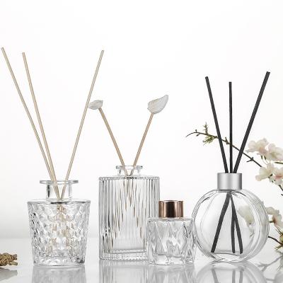 China Chinese Manufacturer Cosmetic Supply Art Funnel Reed Diffuser Glass Bottle With Cap for sale