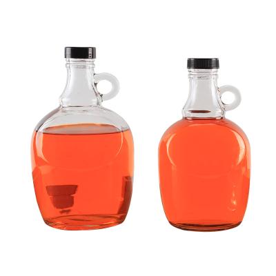 China 700ml Beverage Frosted Clear Whiskey Vodka Glass Bottle Made In China for sale