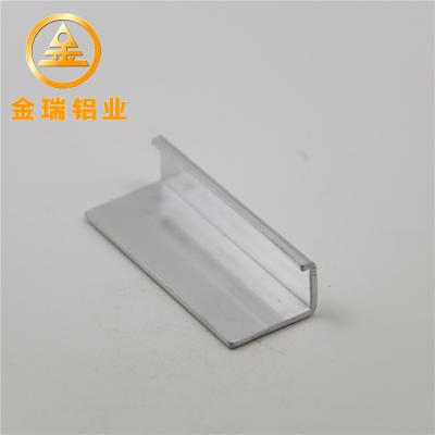 China Proceso profundo material de la esquina de aluminio pulido con chorro de arena del perfil 6063-T5 6061-T5 en venta