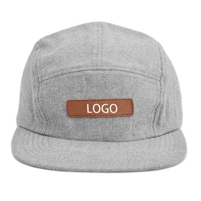 China COMMON 5% Off OEM Unstructured Short Brim 5 Panel Snapback Hat And Cap for sale