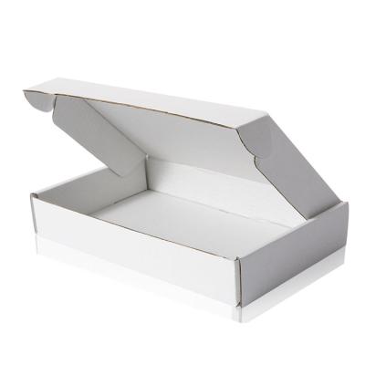 China Recycled Materials Custom Printed White Corrugated Cardboard Shipping Box Packaging Box for sale