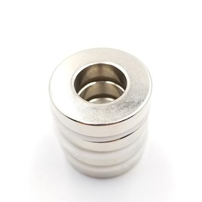 China Industrial Magnet Neodymium N52 Magnet Super Strong Nickel Coating Ring Neodymium Magnet for sale