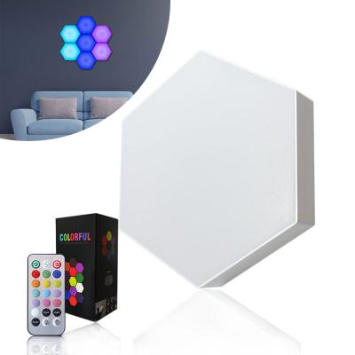 China 2022 DIY Modern Modular Smart Night Light Hottest DIY Honeycomb Assembly Geometry Touch Dream Light Hexagon for sale