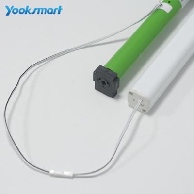 China Yooksmart CREATIVE Shading RF Motor Full Green Tubular Honeycomb Shape 0.81A Roman Motor for sale