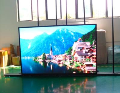 China P5 SMD Led Display Screen For Media Activities / Road Shows 7000cd / Sqm for sale