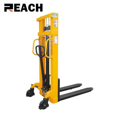 China Building Material Stores 1ton 1.6meter Hydraulic Lifter Mast Steel With Adjustable Forks Manual Lifter for sale