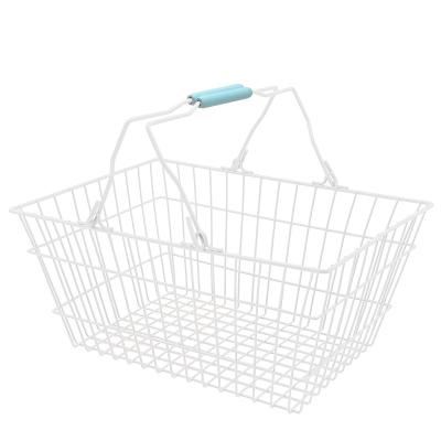 China Portable Multifunction Kitchen Bath Toy Fruit Flower Organizer Metal Wire Mesh Storage Basket With Plastic Handle for sale