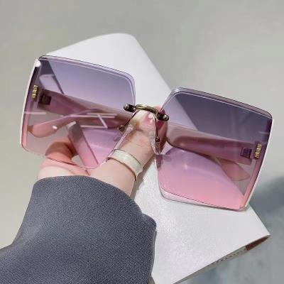 China 2022 New square or box design women fashion sexy frameless cut edge polarized sunglasses with big lens for sale