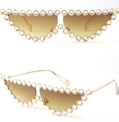 China Fashion Sunglasses Designer Cat Eye Bling Diamond Frames Hot River Sunglasses For Women for sale