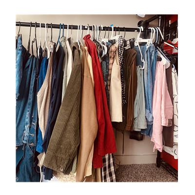 China Clothing international ladies second hand heavy sweater clothes second hand winter long and short used clothes in Sharjah for sale