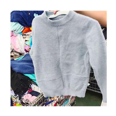 China Second-hand international clothing most popular winter knitted sweater for plus size women's vest sweater women used clothing bullets for sale