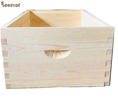 China 2020 custom bee hive box langstroth wooden box wholesale bee hive fir wooden bee hive dadant box for sale