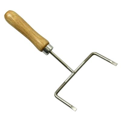 China Cultivate Hot Sale Beekeeping Beekeeping Tools Base Leaf Fork Bee Hive Tools Bee Keeping Fork for sale