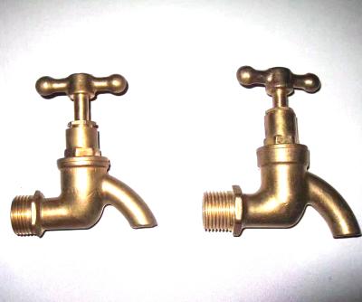 China Factory Sale Gold Water Faucet Modern Kitchen Sink Faucet Single Brass Water Faucet for sale