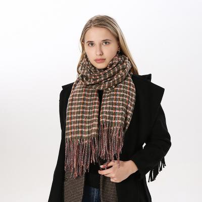 China New Arrival Winter Scarf Ladies Winter New Arrival Fan Fashionable Polyester Thick Checked Big Personalizado for sale