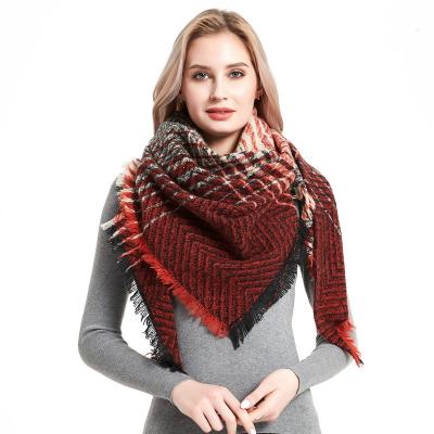 China Hot Selling Adult Silk Winter Iwell Women's Square Scarf New Winter Wear Soft Oversized Fashionable Casual Triangular Warmer Scarf for sale