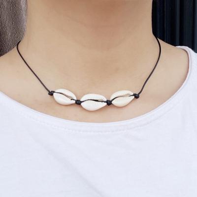 China Simple BOHEMIA Black Wax Shell Choker Bohemia Shell Necklaces Rope Beaded Seashell Necklaces Summer Beach Jewelry For Women for sale