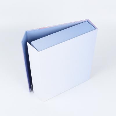 China Recyclable Rigid Cardboard Gift Boxes With Ribbon And Magnetic Lid Gift Packaging Flat Packing Folding Box For Clothes for sale