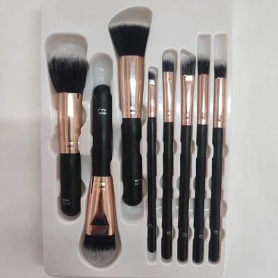 China Angular Blush Logo Portable Custom Wholesale 8 Pcs Wooden Handle Nylon Hair Makeup Brushes High Quality Make Up Tools Kit Makeup Brush Set for sale