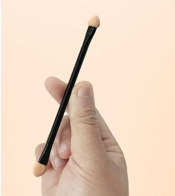 China Angular Blush Makeup Sponge Tip Wholesale Dual Head Disposable Applicators Long Handle Eyeshadow Stick for sale