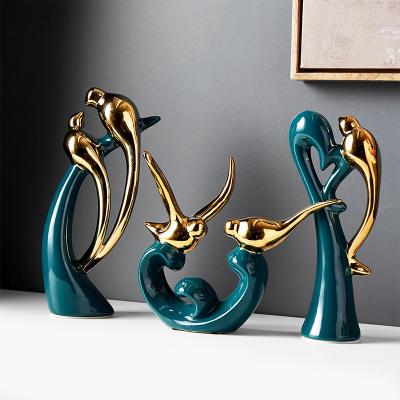 China Wholesale Nordic Transitional Home Decor Light Luxury Dark Green Ceramic Bird Fall In Love Office Decoration for sale