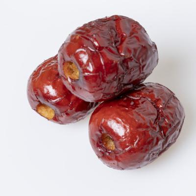 China Dry whole form of seedless crunchy red jujube for quick food for sale