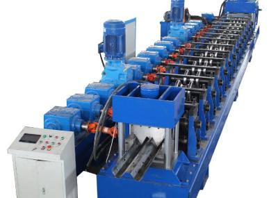 China Precise Highway Guardrail Roll Forming Machine met 2*22KW hoofdmachinevermogen Te koop