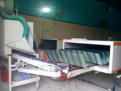 Chine Toit en pierre en métal de manteau faisant à machine 0,3 -0,6 millimètres de corrosion d'épaisseur non à vendre