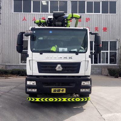 China Building Material Shops Sinotruk/Dongfeng Chassis 5RZ 5 Section Boom 22.6 Tons 38m 33m Radius Fabric Mixing Pump Truck for sale