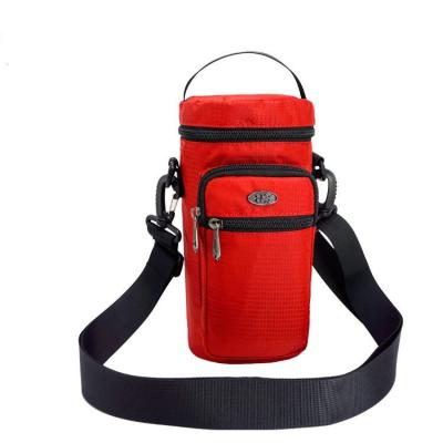 China Outdoor Leisure Fabric 1.5L High Quality Nylon Waterproof Sports Water Bottle Bag for sale