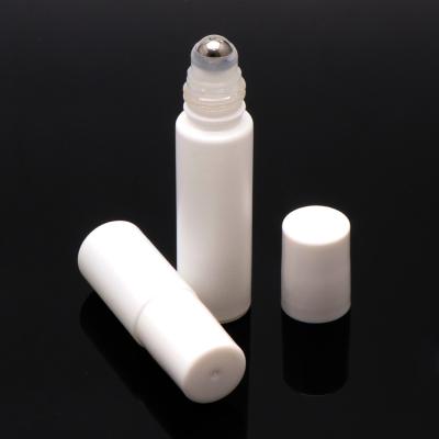 China Wholesale Personal Care Matte White 5ml 10ml Matte Glass Cosmetic Roll On Lip Gloss Roller Bottle 5ml for sale