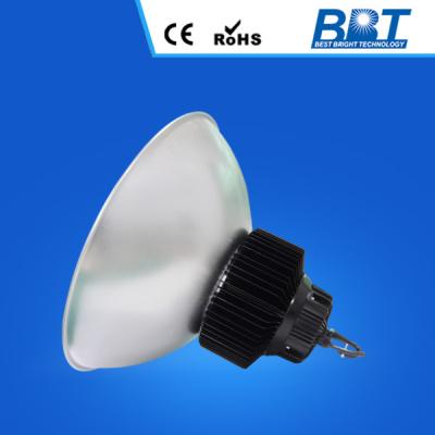 中国 エネルギー効率が良い 15750lm 150W LED 高い湾ライトは/導かれた高い湾ランプを防水します 販売のため