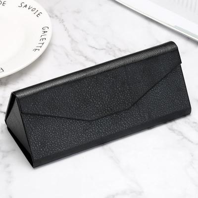 China High Quality PU Glass Leather Magnet Box Packaging Box OEM Black Sunglasses Monocle Cases Running Triangle Folding Flat Case for sale