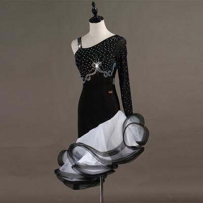 China Sets 2019 Style Good Quality New Lady Black Latin Dance Costume for sale