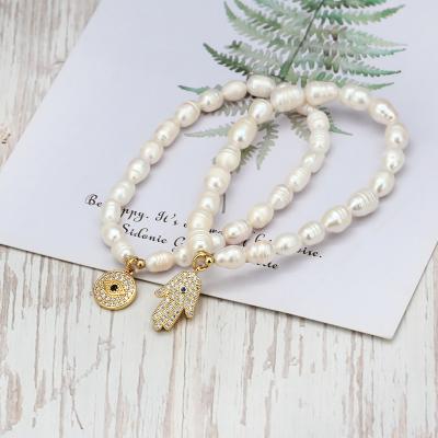 China FASHIONABLE Geometric Baroque Freshwater Pearl Bad Pendant Brass Gold Plated Bracelet for sale