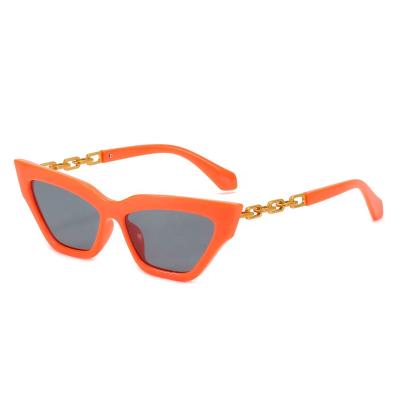 중국 Fashion Sunglasses NQ9225 2021 New Style Cat Eye Sunglasses Personality Chain Framed Sunglass Small Frame Sun Shades 판매용