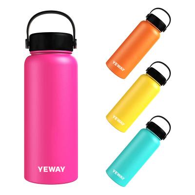 China Christmas Gift Yeway Double Wall Vacuum Flask Insulated Stainless Steel Water Bottles With Customer Logo 18oz 32oz 48oz 64oz for sale