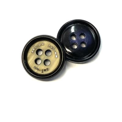 China High Grade Dry Cleaning Round Textured Button Ditch Coat Cuffs for sale