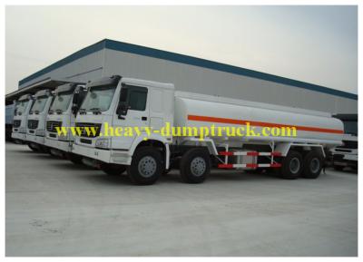 Chine Remplissez de combustible le howo de Sinotruk de camion-citerne aspirateur A7 8x4 en aluminium, camions de livraison d'huile à vendre