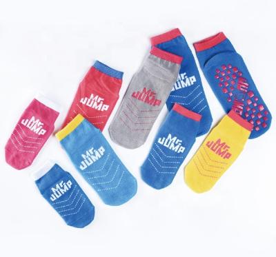 China Logo Non Slip With Dot Breathable Non Slip With Dot Breathable Custom Unique Cotton Mens Inflatable Socks Factory Knocks Grip Trampoline Booties Manufacturer for sale