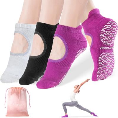 China Cheap Disposable Custom Pilates Disposable Women Socks Anti Slip Cotton Socks for sale