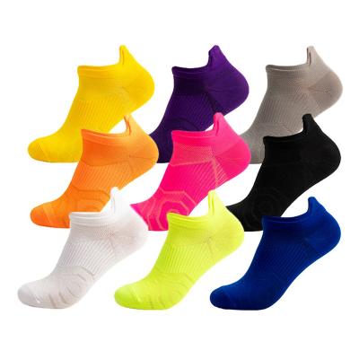 China Women's Sports Athletic Running Heel Tag Sock for sale