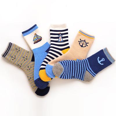 China Custom Kids Boys QUICK DRY Cotton Tube Cartoon Socks for sale