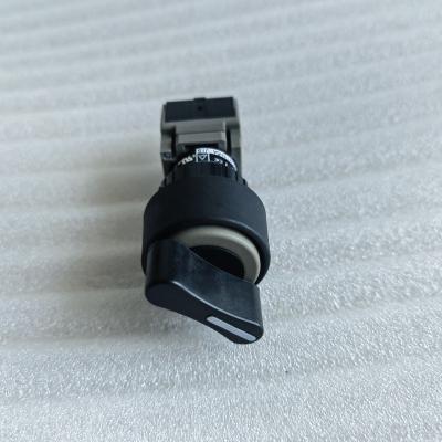 China new original FUJI pushbuttons selector switches AH165-2P2 AH165-2P2B11 AH165-2P2B11 for sale