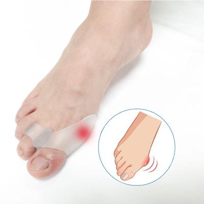 China Soft Toe Bunion Corrector Foot Care Dual Toe Protector Hallux Valgus Straightener Amazon sebs gel silicon foot protector for sale