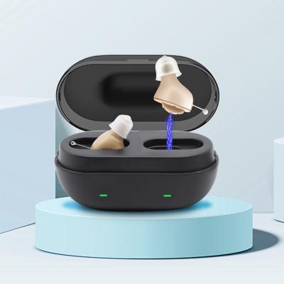 China Digital Rechargeable Wireless Hearing Aids Sound Amplifier Earphones Hearing Aid Invisible Ear Fitting Tools For Deafness Q7 for sale