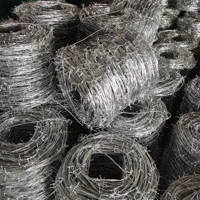 China Farm Barbed Wire Protection Hot Dipped Galvanized Barbed Wire Length Price Per Roll for sale