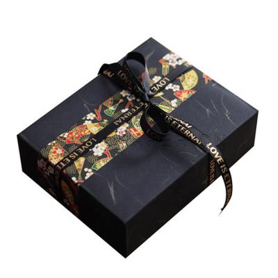 China New Arrival 120g Anticurl Custom Wrapping Papers 5 Sheets Christmas Wrapping Paper for sale