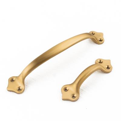 China Factory Price Traditional Decorative Metal Antique Brass Drawer Cabinet Pull Handles for sale